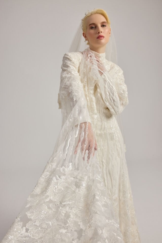 HÜRREM KOLLU DANTEL GELİNLİK 36