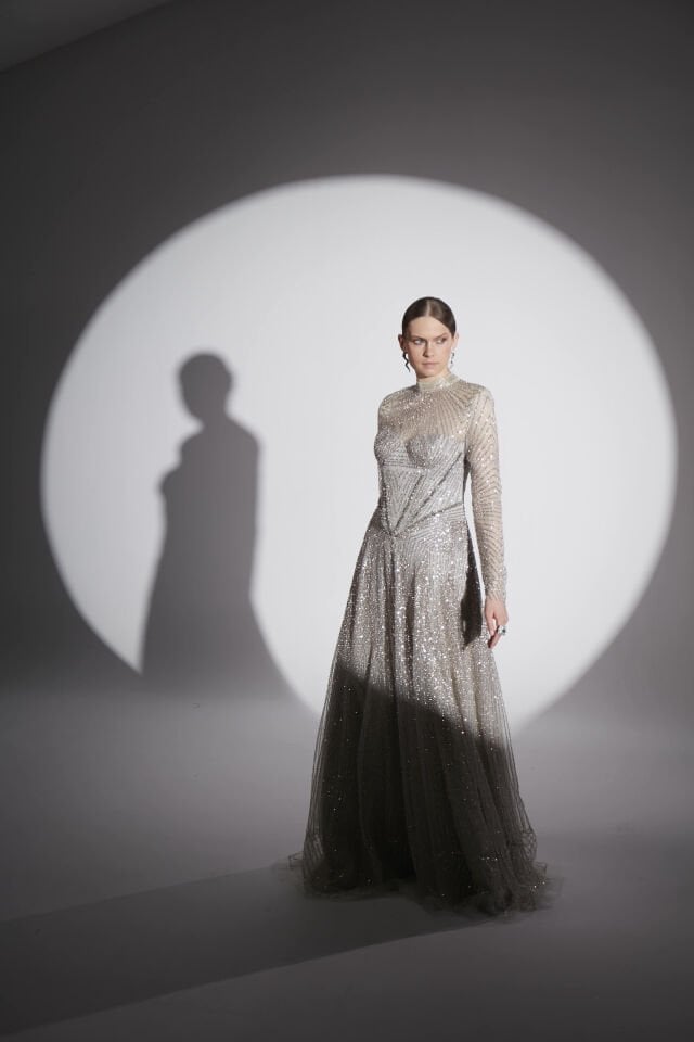 ÜST BEDEN PAYET İŞLİ ETEĞİ VEREV PİLELİ APLİKE DETAYLI TUVALET M-0794 36 - Krem