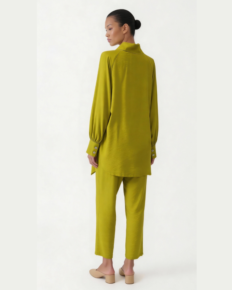 YAKASI ASİMETRİK GÖMLEK VE BELİ BÜZGÜLÜ ŞALVAR TAKIM 42