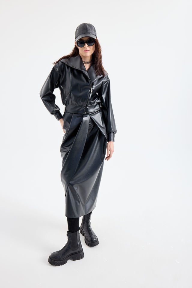 FERMUARLI KRUVAZE DERİ  CEKET  ETEK TAKIM 42