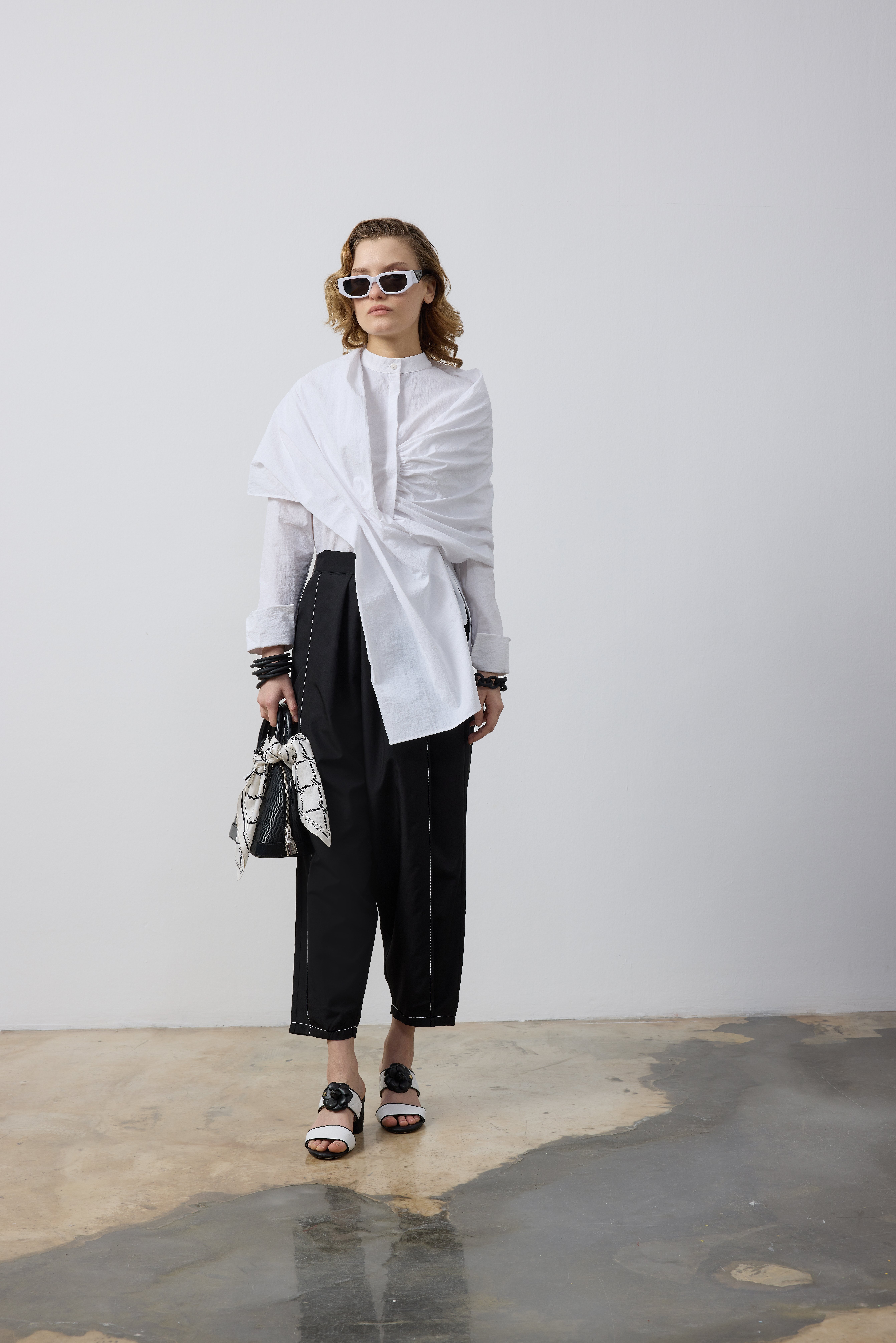 DOLAMA DETAYLI GÖMLEK ŞALVAR KESİM PANTALON TAKIM 44