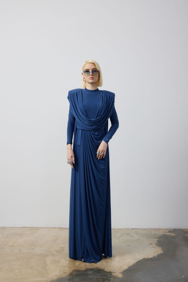 VATKA DETAYLI DEGAJE YAKA ELBİSE 44