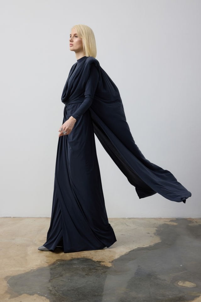 VATKA DETAYLI DEGAJE YAKA ELBİSE 36