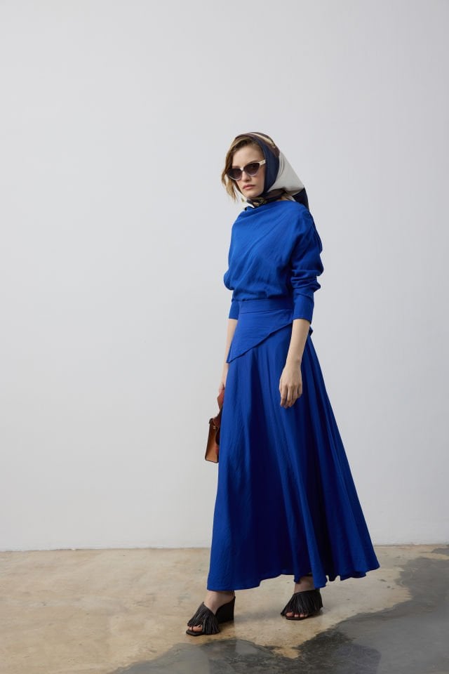 OMUZ BÜZGÜ DETAYLI BLUZ ETEK TAKIM 44