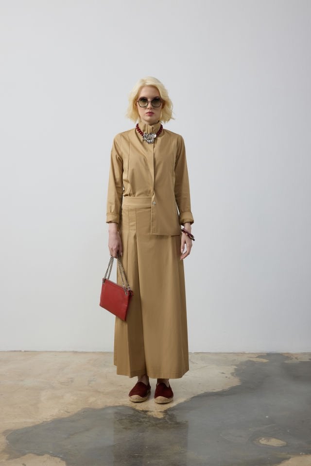 ÖNDEN PİLELİ PANTOLON ETEK GÖMLEK TAKIM 44