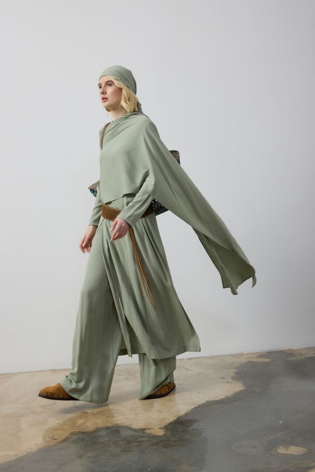 KENDİNDEN ŞALLI BLUZ PANTOLON TAKIM 44