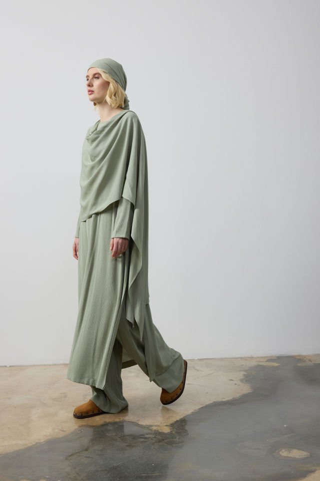 KENDİNDEN ŞALLI BLUZ PANTOLON TAKIM 44