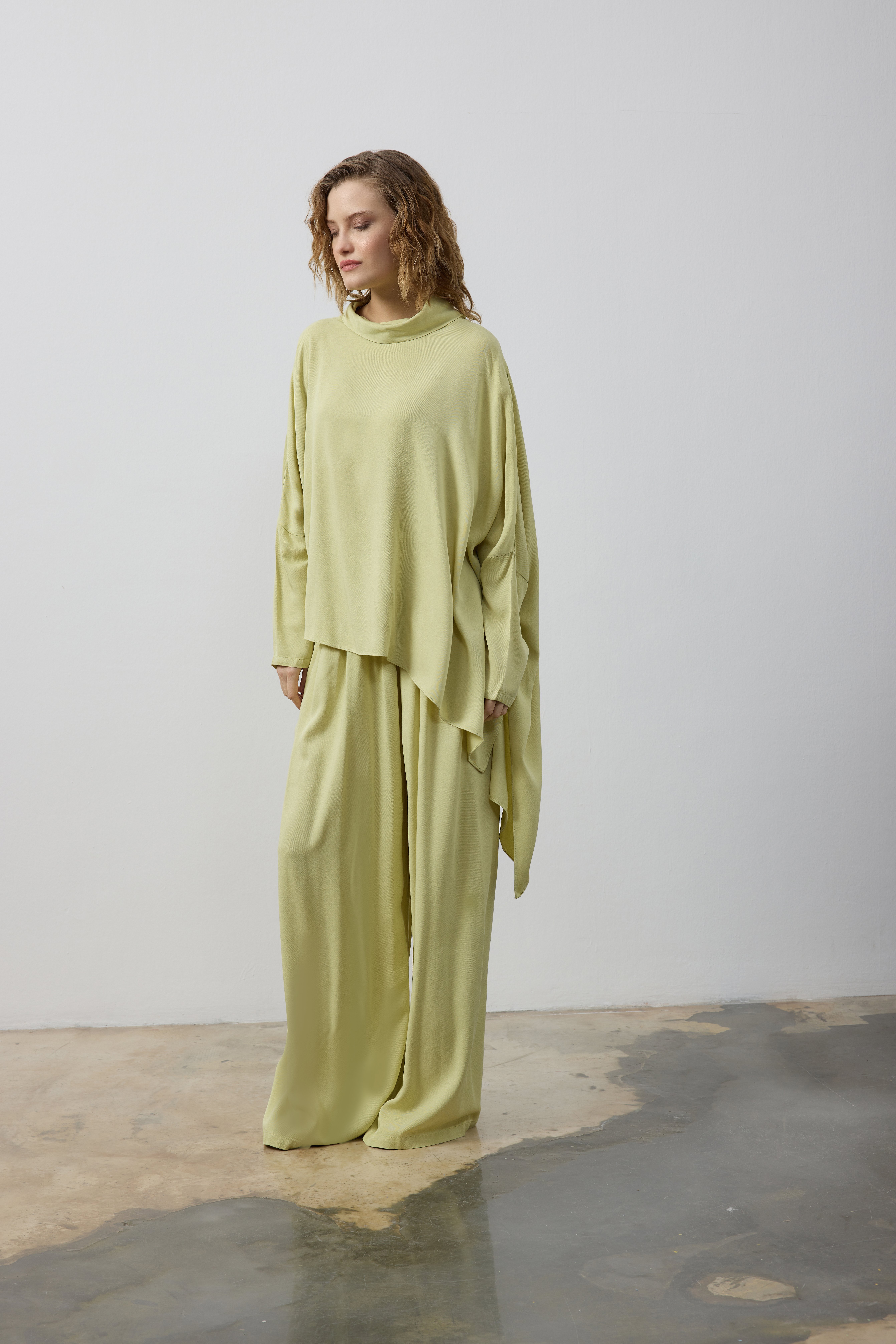 YARASA KOL SALAŞ BLUZ PANTALON TAKIM 38