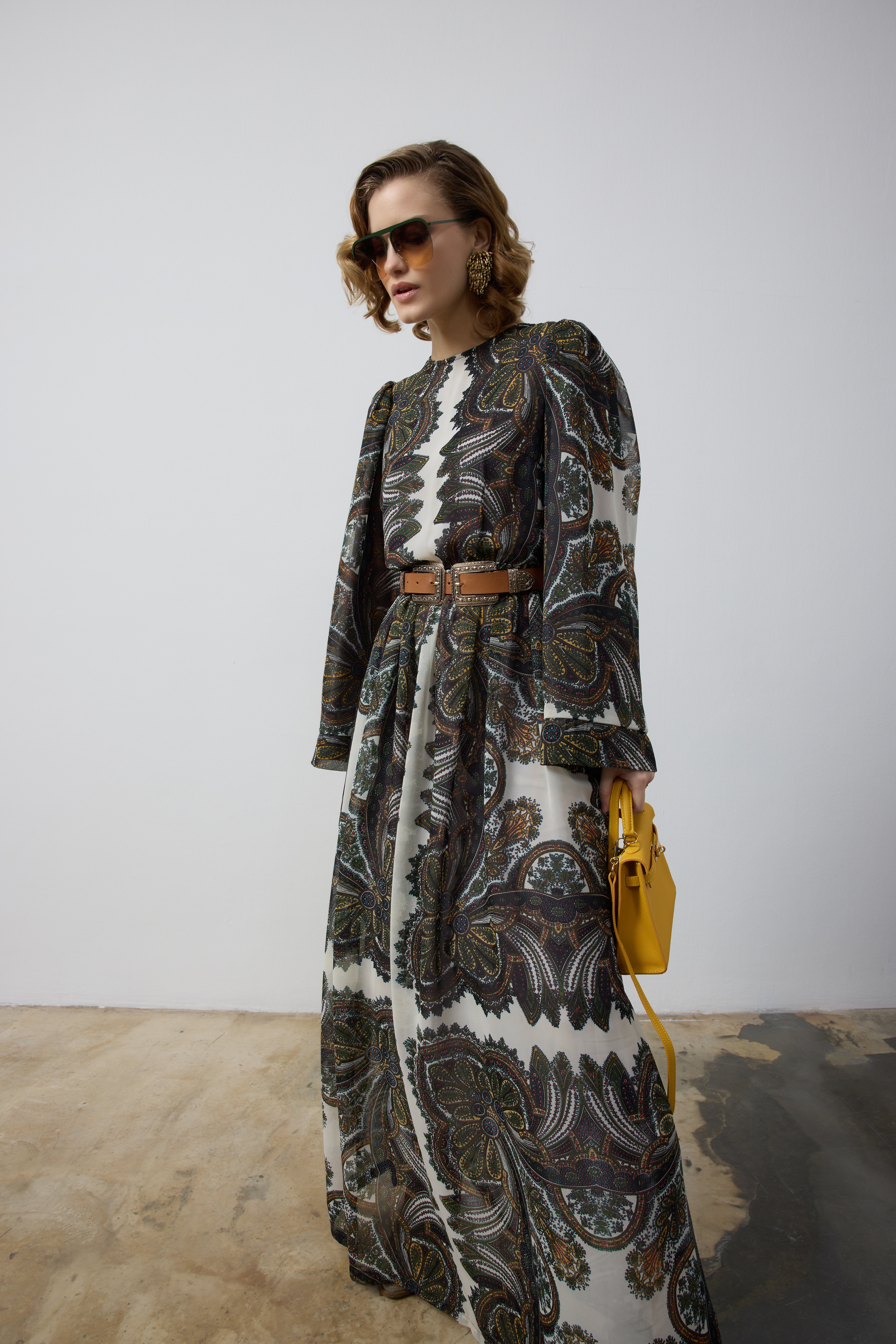 BOL KOLLU BELİ BÜZGÜLÜ ELBİSE 42