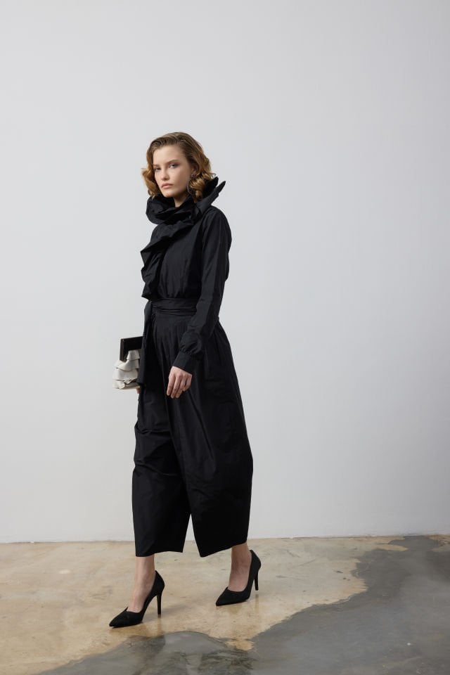 VOLAN YAKALI GÖMLEK ŞALVAR TAKIM