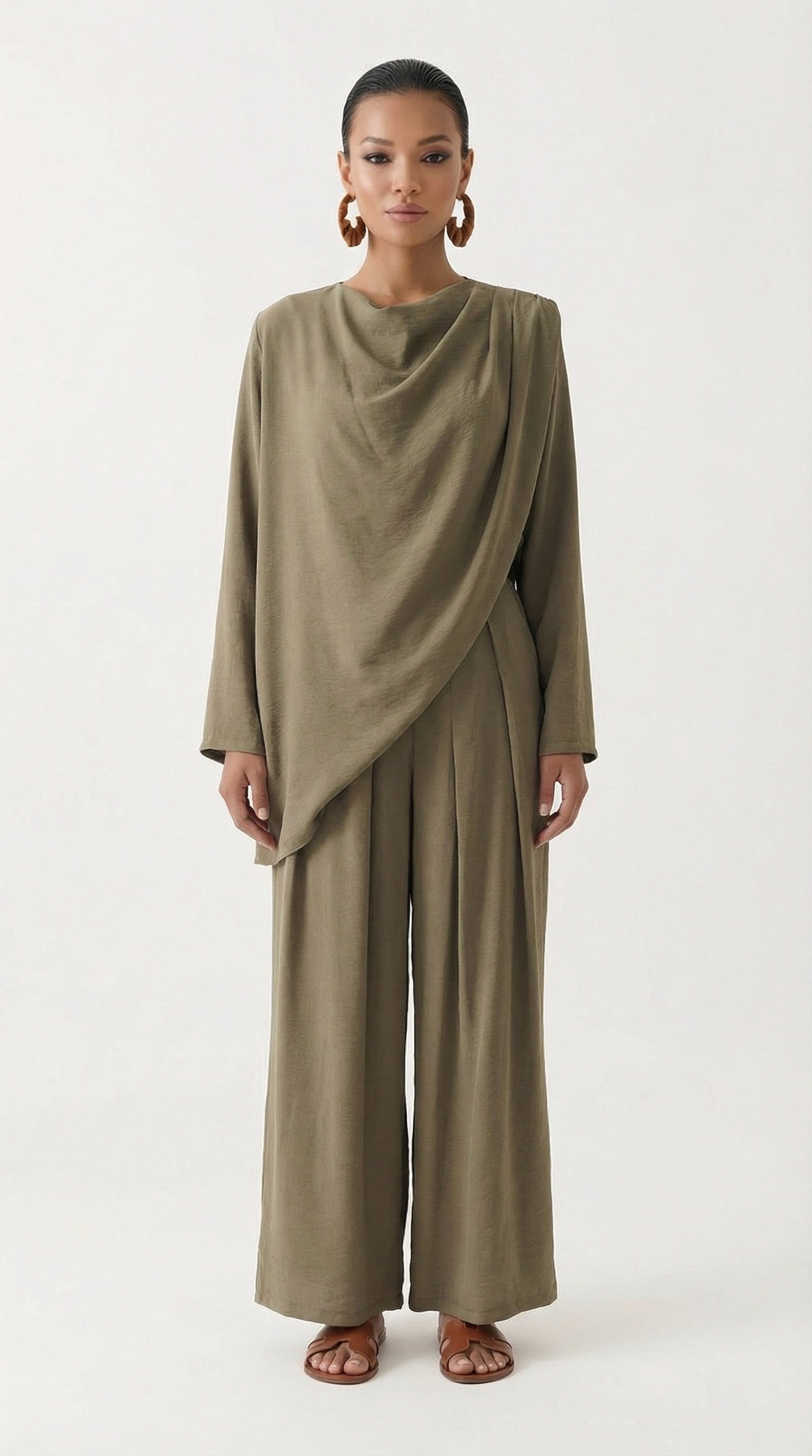 OMUZDAN BÜZGÜLÜANVELOP BLUZ PANTOLON TAKIM 44 - HAKİ