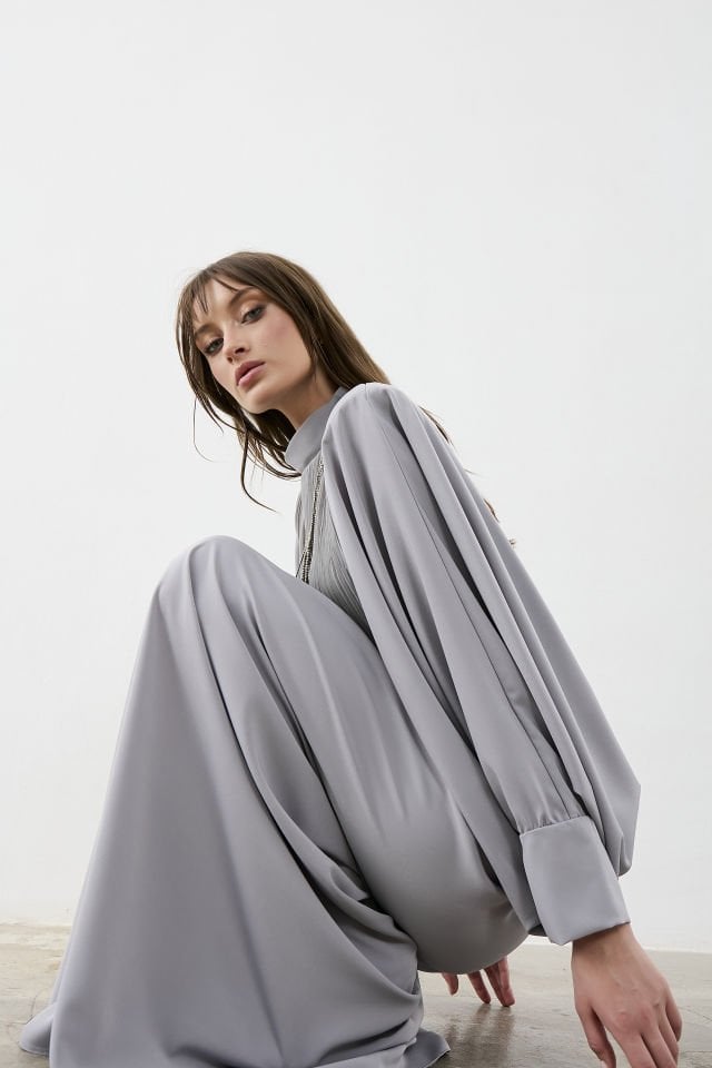 Ön Kısmı Piliseli İçten Kuşaklı Abaye Elbise Standart