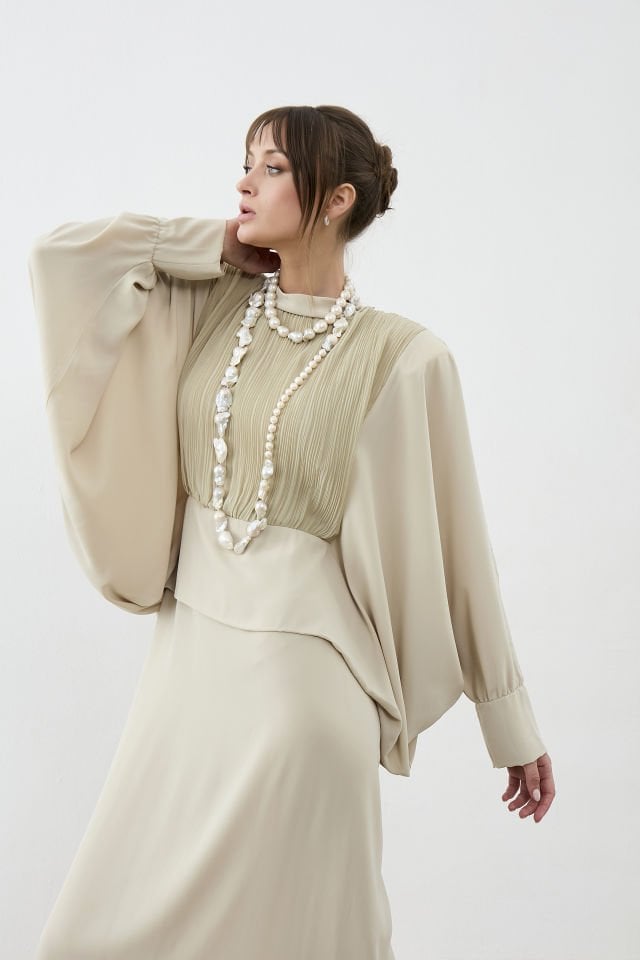 Ön Kısmı Piliseli İçten Kuşaklı Abaye Elbise