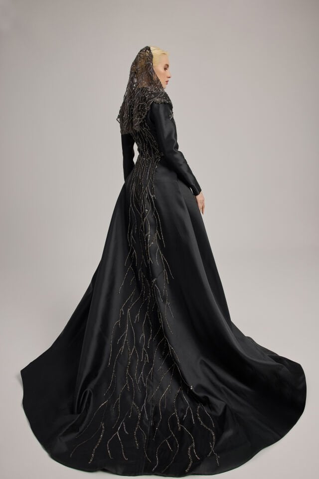 GRİ ÇİÇEK DESEN İŞLEMELİ TUVALET 36