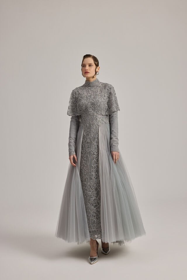 DANTEL BOLERO DETAYLI TÜL ETEKLİ TUVALET 36