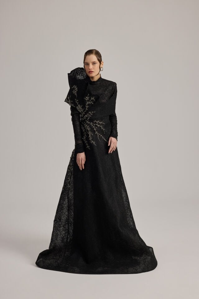 ÜÇ BOYUT DETAYLI APLİKE İŞLİ TUVALET 36